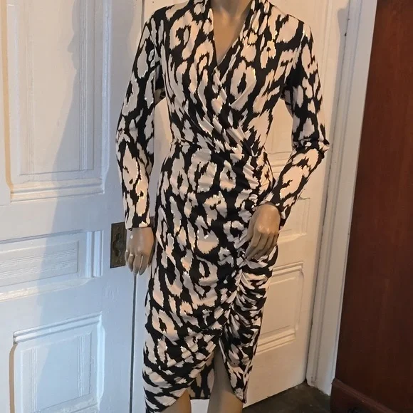 Joseph Ribkoff | Dresses | Joseph Ribkoff Black And Gold Patterned Dress |  Poshmark